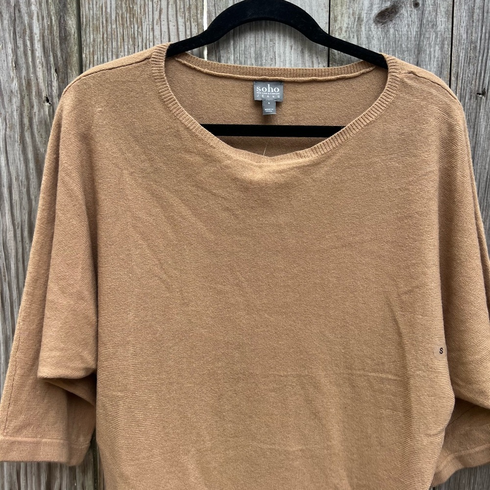 SOHO Jeans New York & Co Batwing Sweater Tan women’s Small NWT NEW - Picture 2 of 8